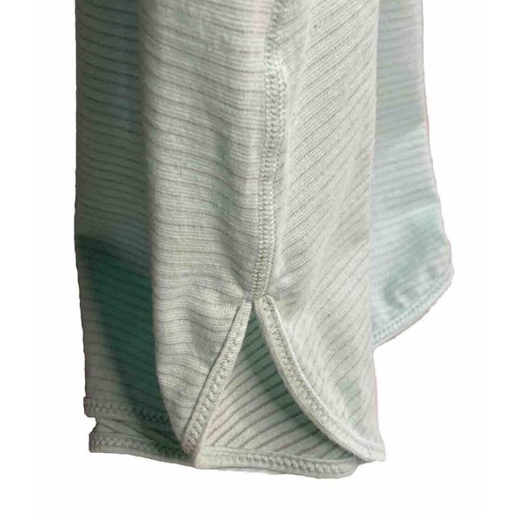 Lululemon Womens Light Blue Muscle Tank Unisize (PTP: 14.5", Length: 26.5) - Picture 5 of 9